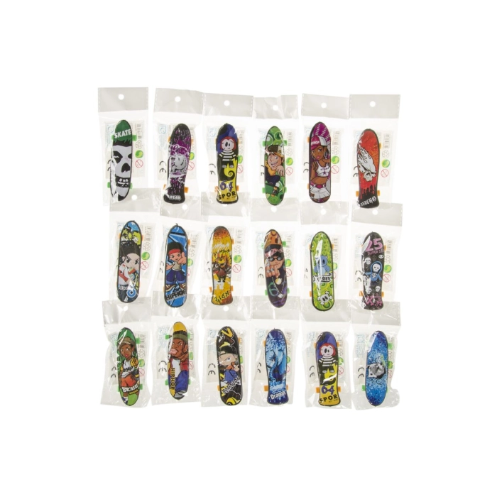 Finger skateboard mix of patterns