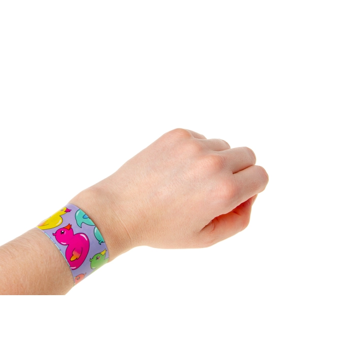 A clasp for children - ducklings
