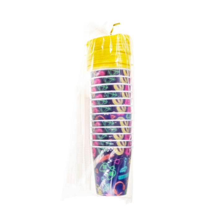 Plastic cup with a tube and a lid - 3D player