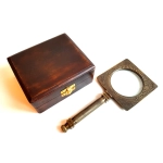 Reading magnifier - magnifying glass in an elegant box