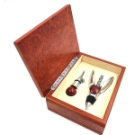 Exclusive wine set in a wooden box - 2 pieces