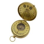 Sundial with a compass by Vasco da Gama