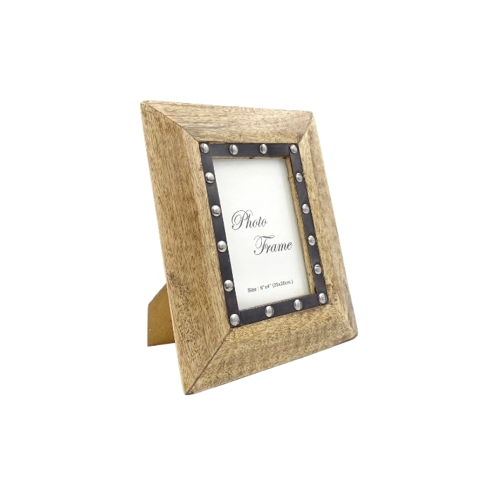 10 x 15 manga frame with metal rivets