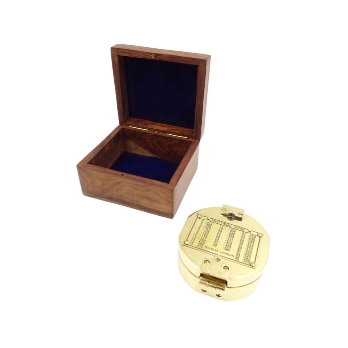 Compass Brunton in a wooden box