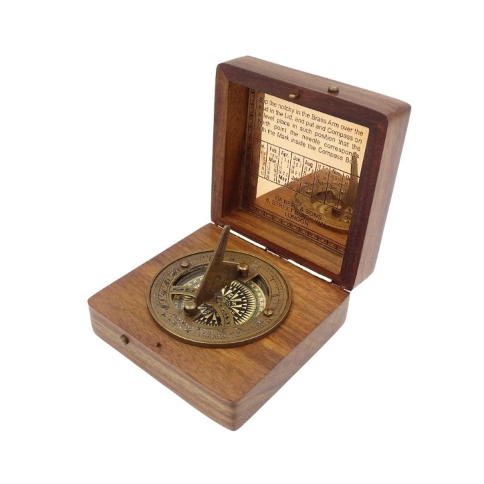 A compass with a Gilbert sundial in a wooden case