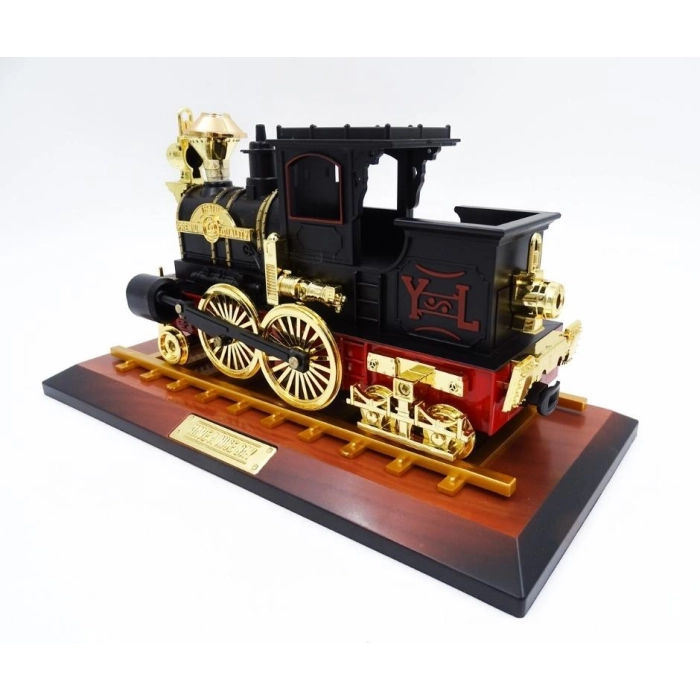 Retro locomotive music box