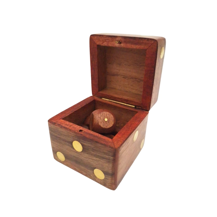 Game Dice in a Wooden Box - Elegance and Tradition in One!