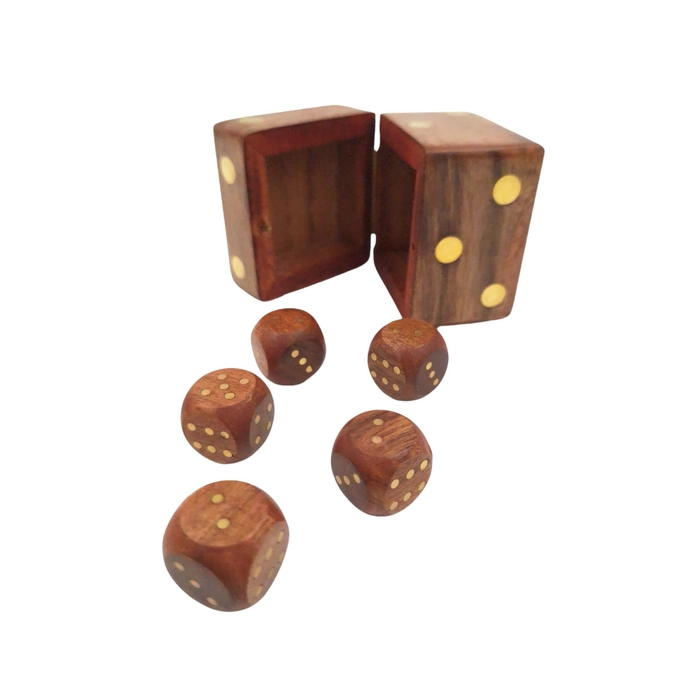 Game Dice in a Wooden Box - Elegance and Tradition in One!