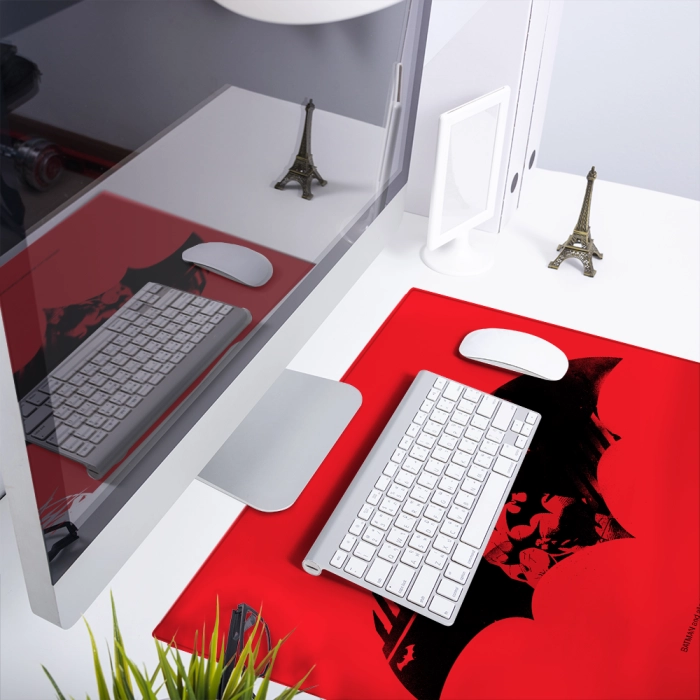 DC Batman desk mat - 50x45 cm
