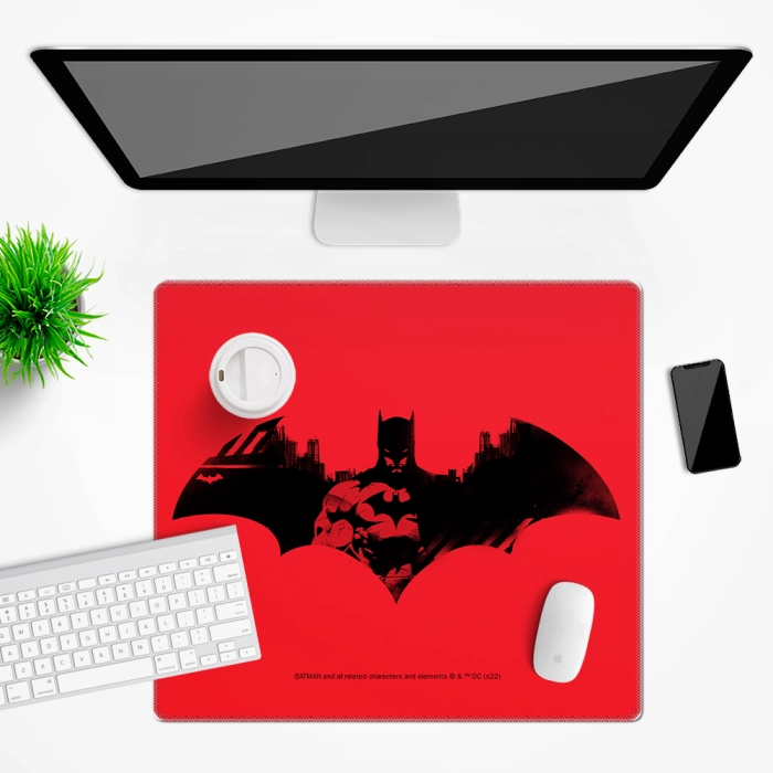 DC Batman desk mat - 50x45 cm