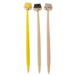 Pen with Shiba Inu dog