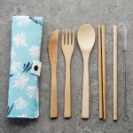 Bamboo cutlery in a case - Daisy