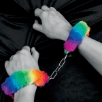 Regenbogen-Pelzstulpen
