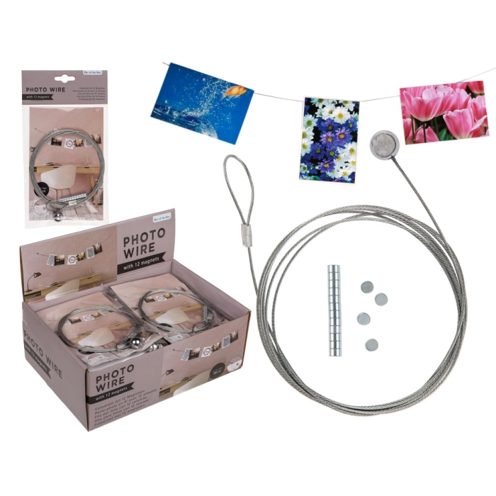 Photo frame - steel cable with magnets