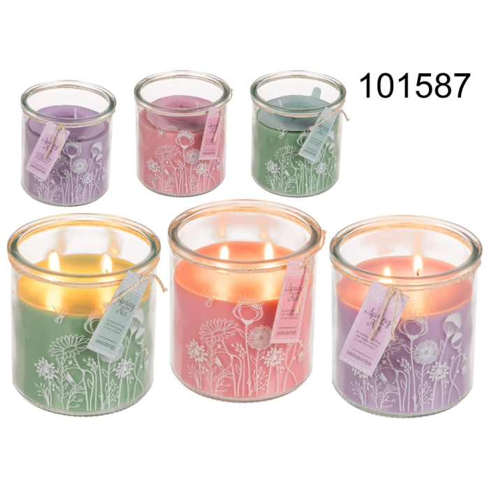Pastellfarbene Kerze in Glasblumen