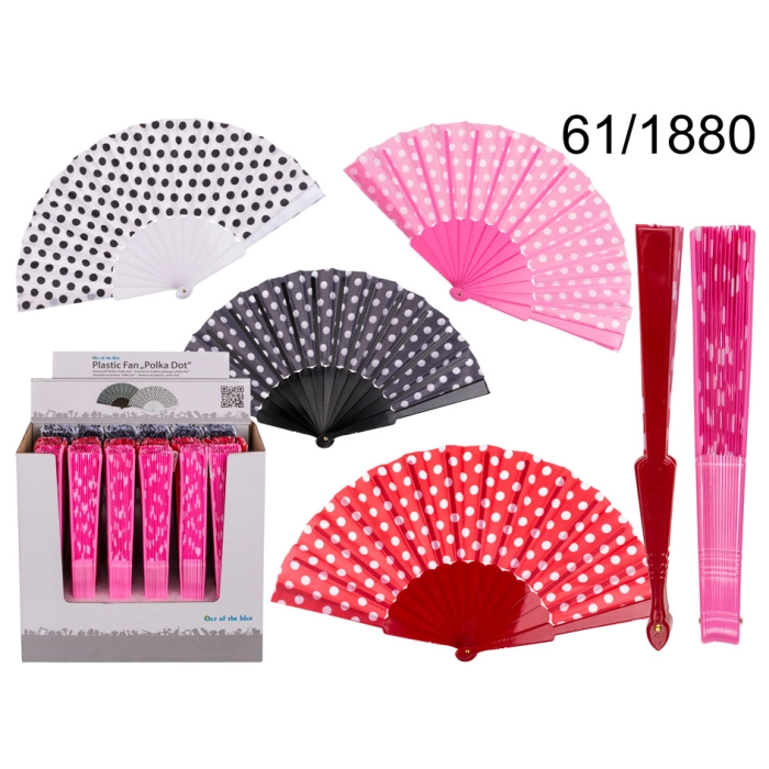 Plastic fan