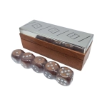 Gra w Kości w Drewnianym Pudełku z Metalowym Topem