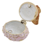 Fabulously Cute Little Casket with Butterfly - The Perfect Gift for a Close Person!